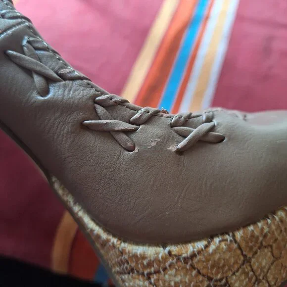 Platform pumps - Picture 9 of 9